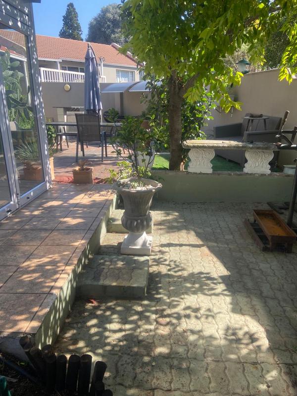2 Bedroom Property for Sale in Woodmead Gauteng