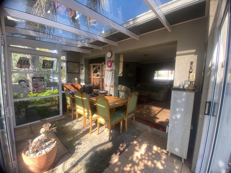 2 Bedroom Property for Sale in Woodmead Gauteng