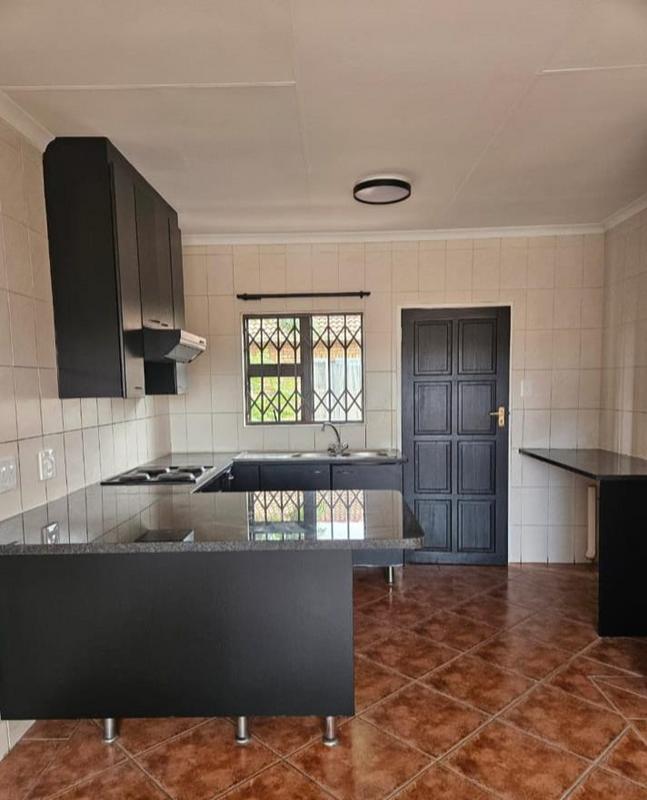To Let 2 Bedroom Property for Rent in Kyalami Hills Gauteng