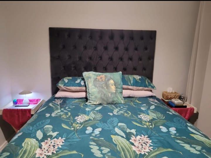 To Let 1 Bedroom Property for Rent in Waterfall Gauteng