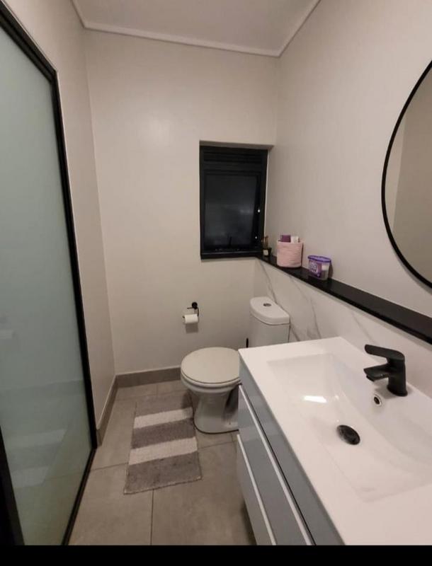 To Let 1 Bedroom Property for Rent in Waterfall Gauteng