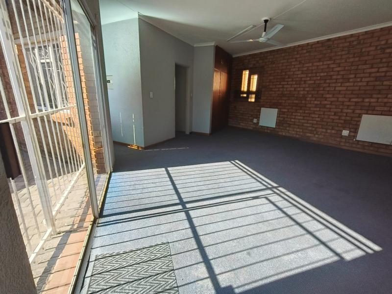 3 Bedroom Property for Sale in Petersfield Gauteng