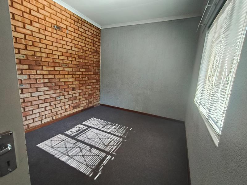 3 Bedroom Property for Sale in Petersfield Gauteng