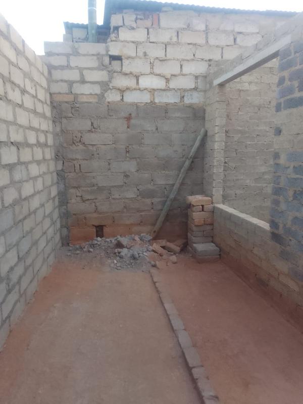 1 Bedroom Property for Sale in Olievenhoutbosch Gauteng