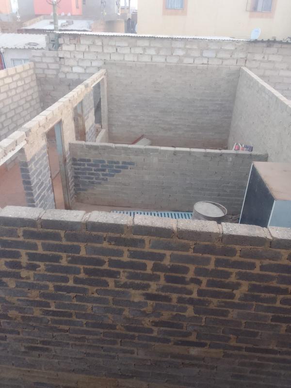1 Bedroom Property for Sale in Olievenhoutbosch Gauteng