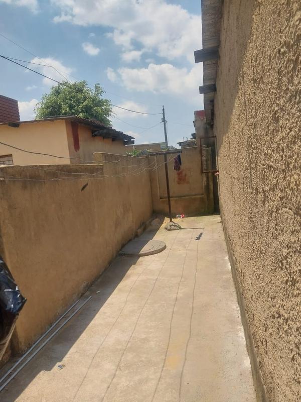 1 Bedroom Property for Sale in Olievenhoutbosch Gauteng