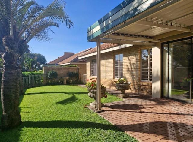 2 Bedroom Property for Sale in Equestria Gauteng