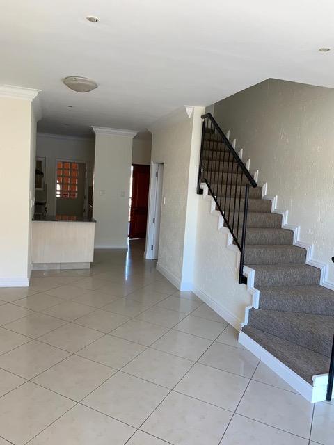 To Let 2 Bedroom Property for Rent in Morningside Gauteng