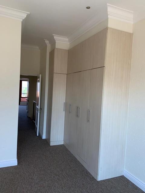 To Let 2 Bedroom Property for Rent in Morningside Gauteng