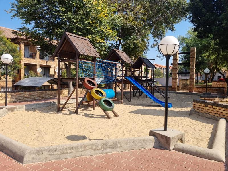 1 Bedroom Property for Sale in Carlswald Gauteng