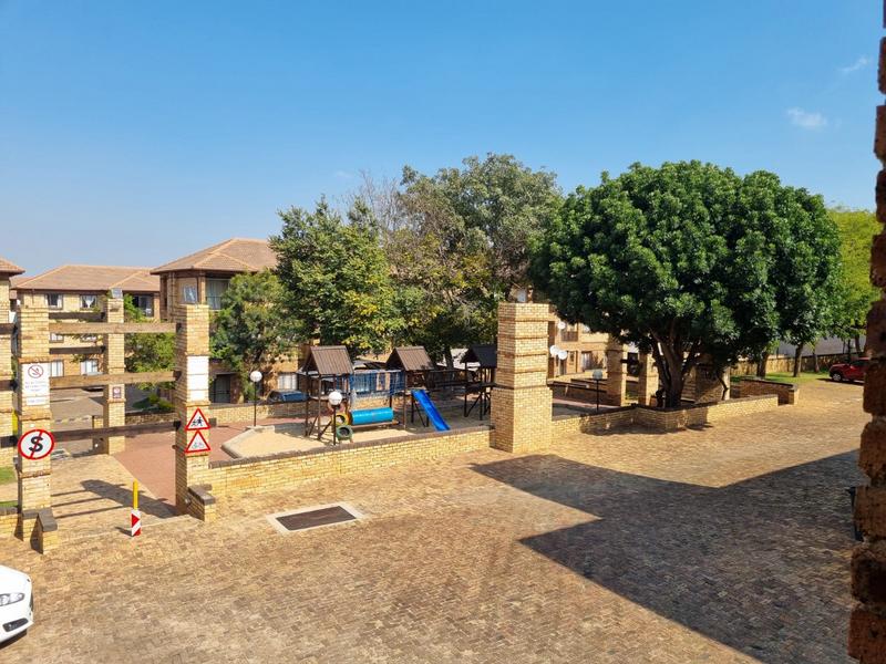 1 Bedroom Property for Sale in Carlswald Gauteng