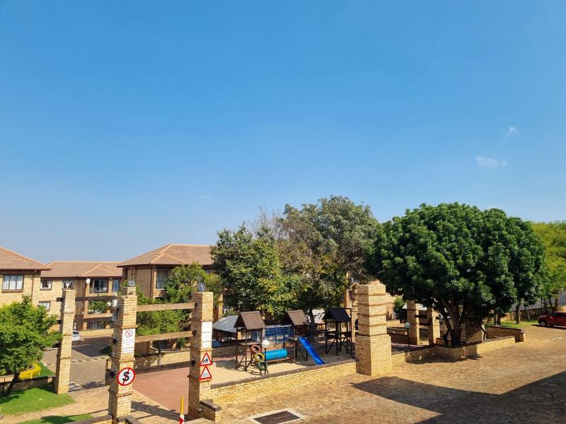 1 Bedroom Property for Sale in Carlswald Gauteng