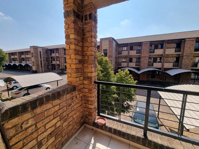 1 Bedroom Property for Sale in Carlswald Gauteng