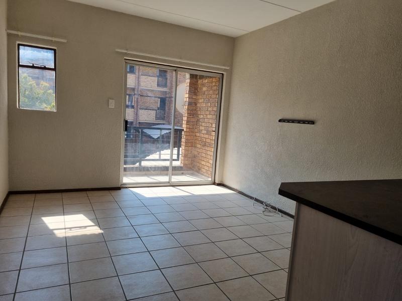 1 Bedroom Property for Sale in Carlswald Gauteng
