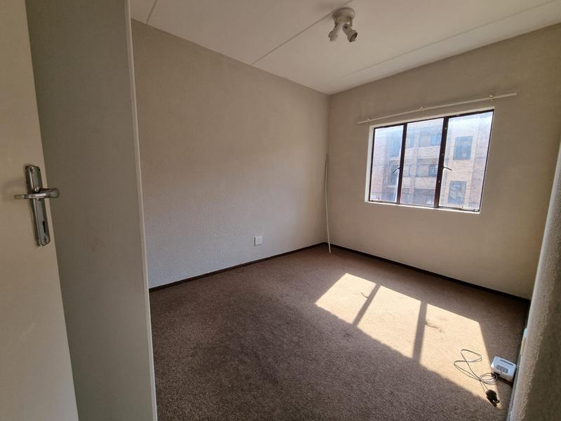 1 Bedroom Property for Sale in Carlswald Gauteng