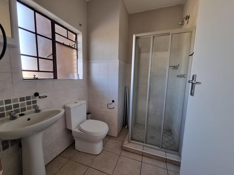 1 Bedroom Property for Sale in Carlswald Gauteng