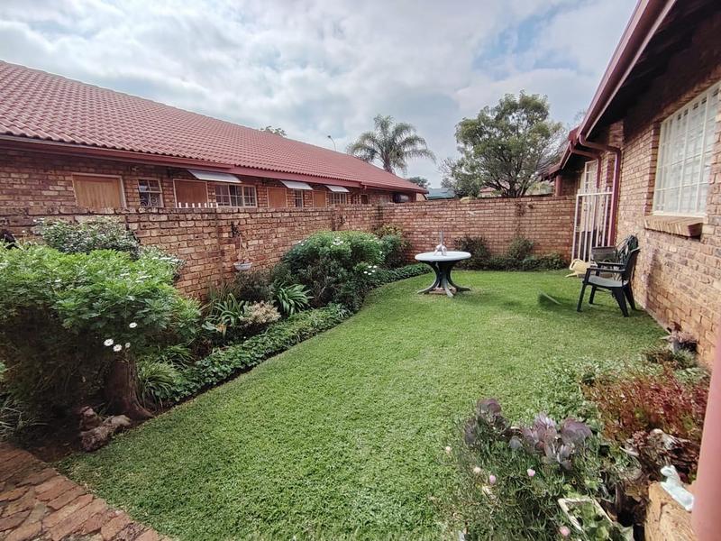 3 Bedroom Property for Sale in Wierdaglen Estate Gauteng
