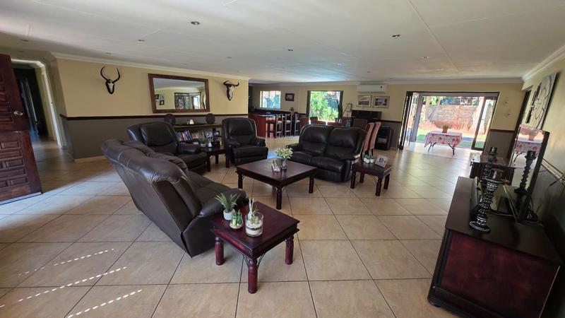 4 Bedroom Property for Sale in Doornpoort Gauteng
