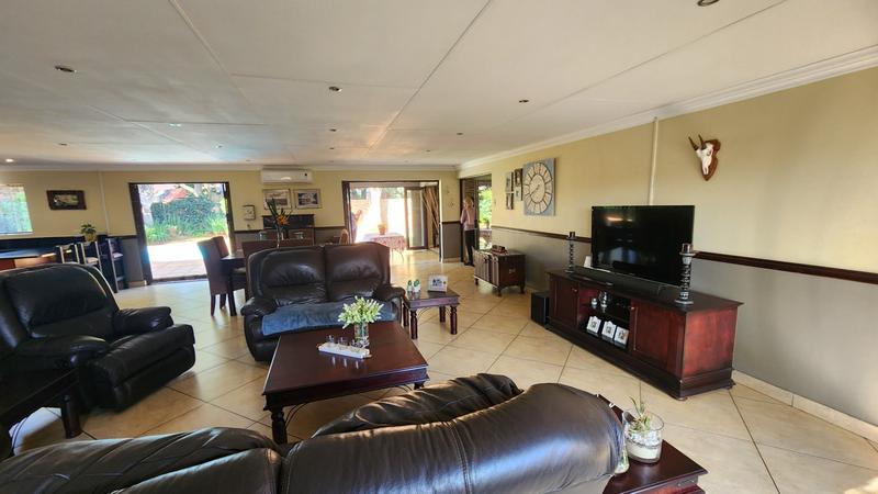 4 Bedroom Property for Sale in Doornpoort Gauteng