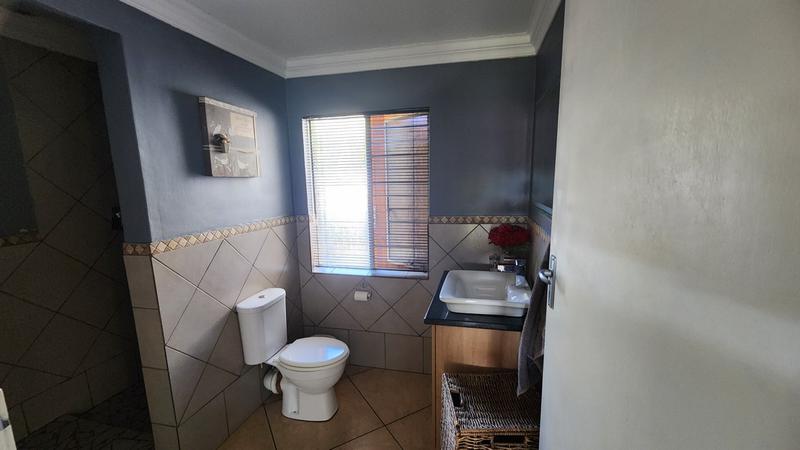 4 Bedroom Property for Sale in Doornpoort Gauteng