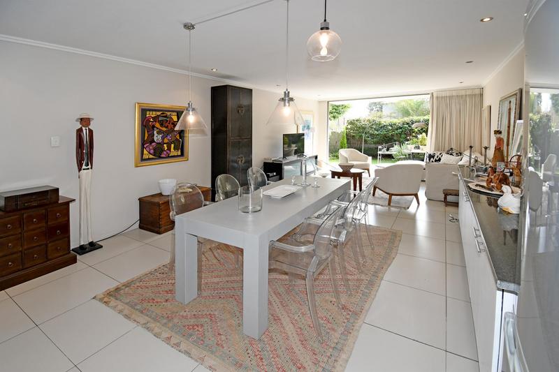 1 Bedroom Property for Sale in Hurlingham Gauteng