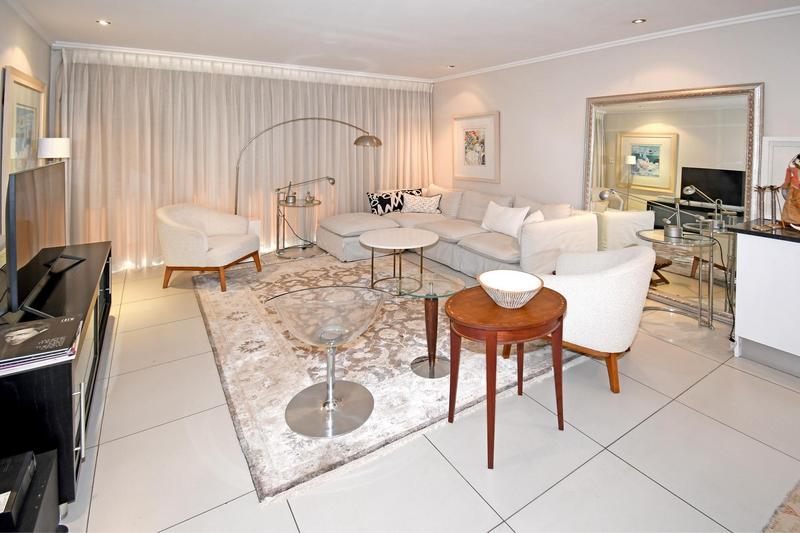1 Bedroom Property for Sale in Hurlingham Gauteng