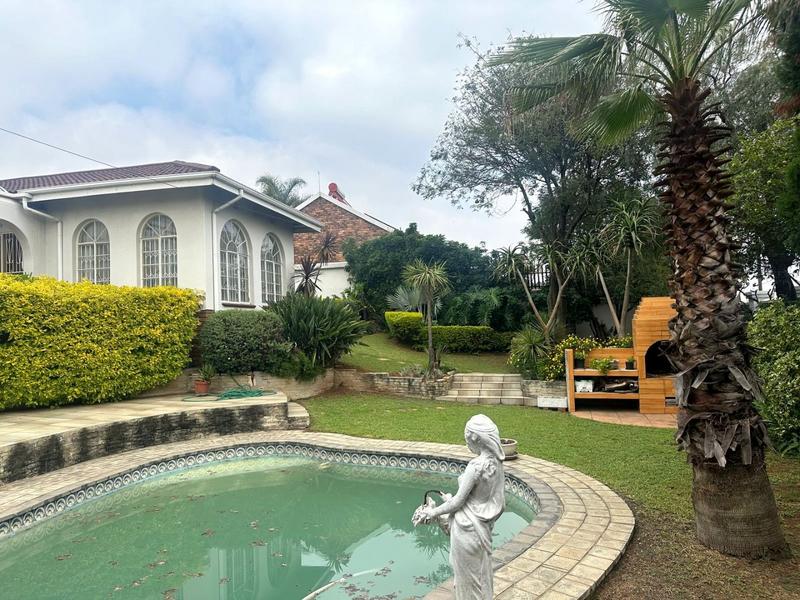 4 Bedroom Property for Sale in Bassonia Gauteng