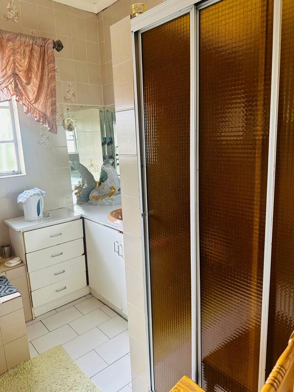 4 Bedroom Property for Sale in Bassonia Gauteng