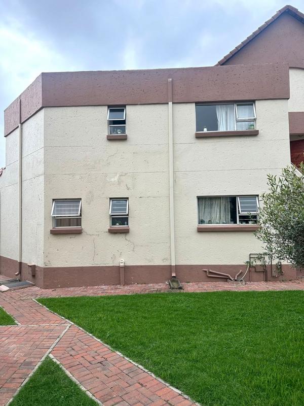 2 Bedroom Property for Sale in Bedfordview Gauteng