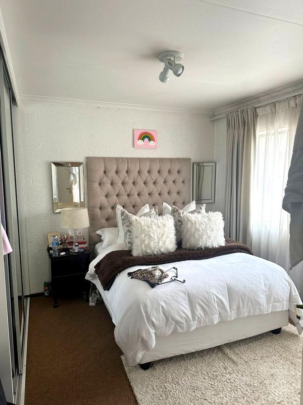 2 Bedroom Property for Sale in Bedfordview Gauteng