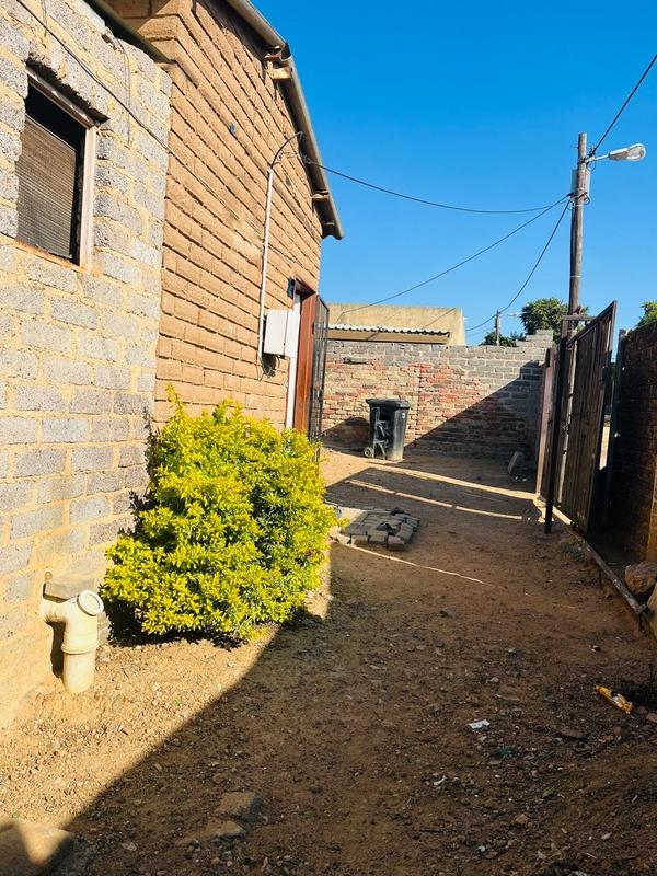 2 Bedroom Property for Sale in Cosmo City Gauteng