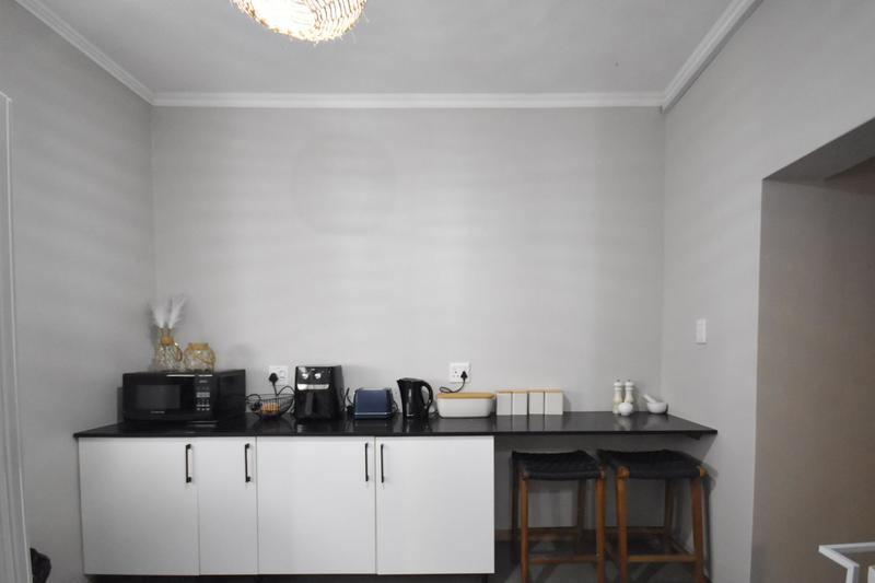 To Let 1 Bedroom Property for Rent in Midstream Estate Gauteng