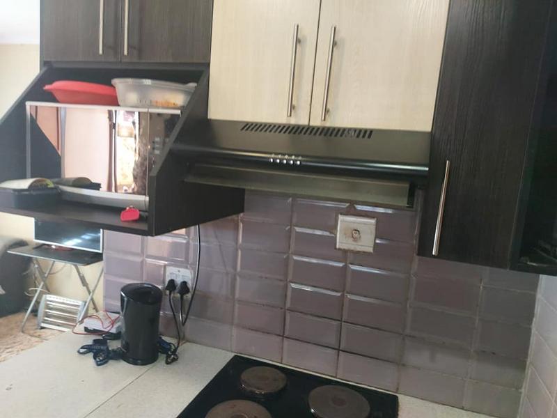 To Let 2 Bedroom Property for Rent in Clayville Gauteng