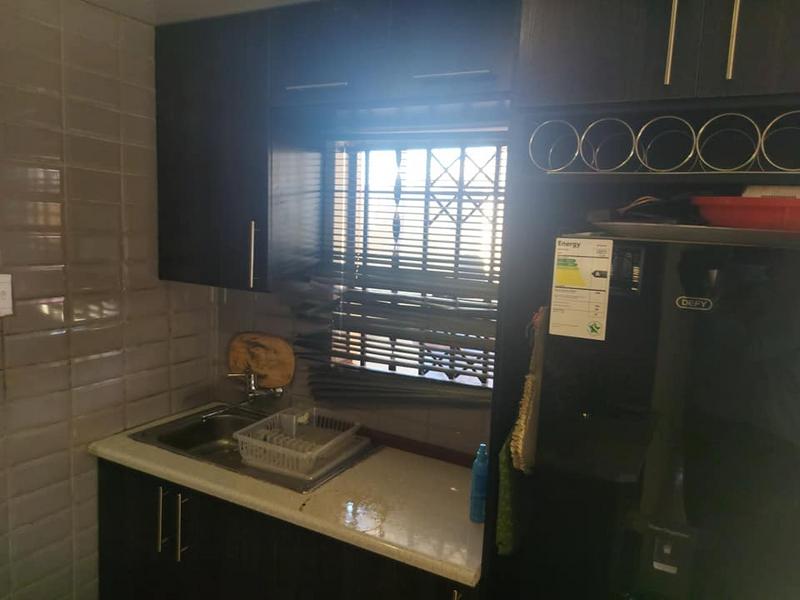 To Let 2 Bedroom Property for Rent in Clayville Gauteng