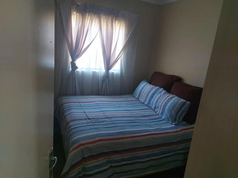To Let 2 Bedroom Property for Rent in Clayville Gauteng