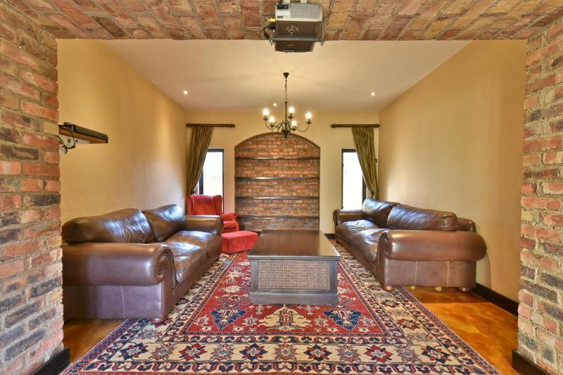 4 Bedroom Property for Sale in Northcliff Gauteng