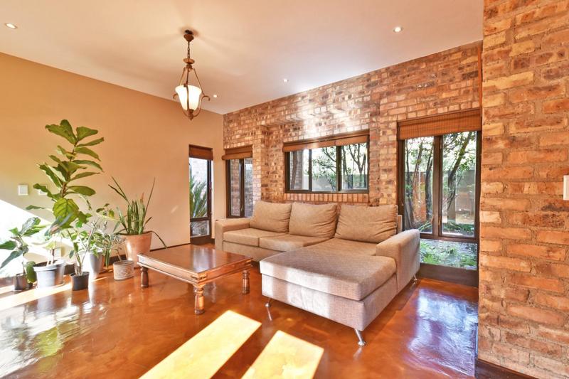 4 Bedroom Property for Sale in Northcliff Gauteng