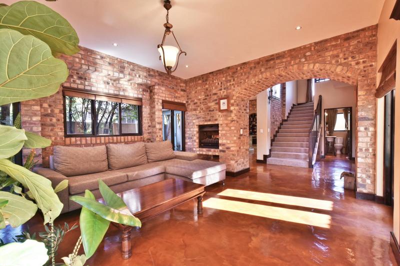 4 Bedroom Property for Sale in Northcliff Gauteng