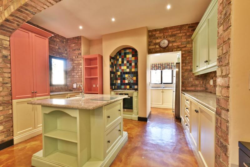 4 Bedroom Property for Sale in Northcliff Gauteng