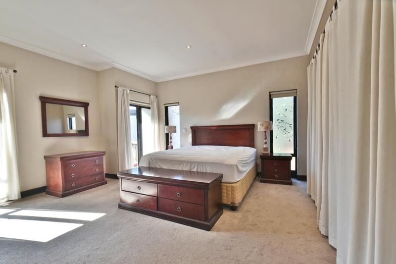 4 Bedroom Property for Sale in Northcliff Gauteng