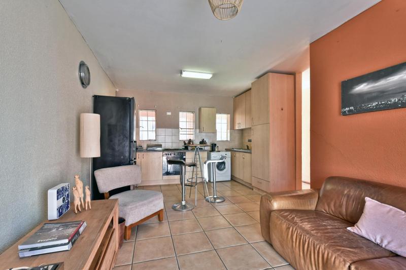 2 Bedroom Property for Sale in Wilgeheuwel Gauteng