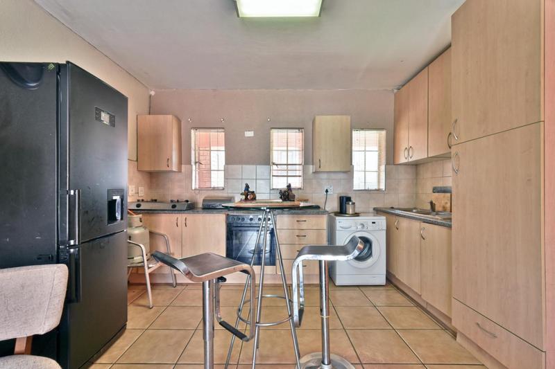 2 Bedroom Property for Sale in Wilgeheuwel Gauteng