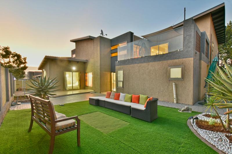 4 Bedroom Property for Sale in Eye of Africa Gauteng