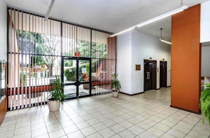 1 Bedroom Property for Sale in Kensington Gauteng