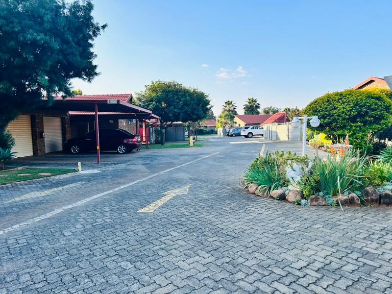 3 Bedroom Property for Sale in Doornpoort Gauteng