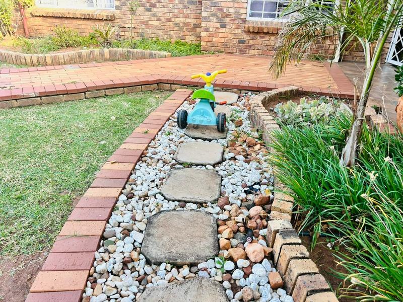 3 Bedroom Property for Sale in Doornpoort Gauteng