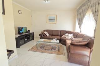 3 Bedroom Property for Sale in Theresa Park Gauteng