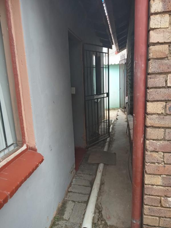 2 Bedroom Property for Sale in Ebony Park Gauteng