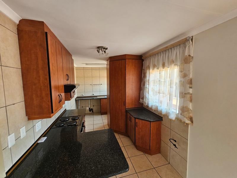 3 Bedroom Property for Sale in Glen Marais Gauteng