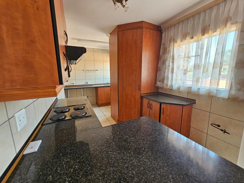 3 Bedroom Property for Sale in Glen Marais Gauteng